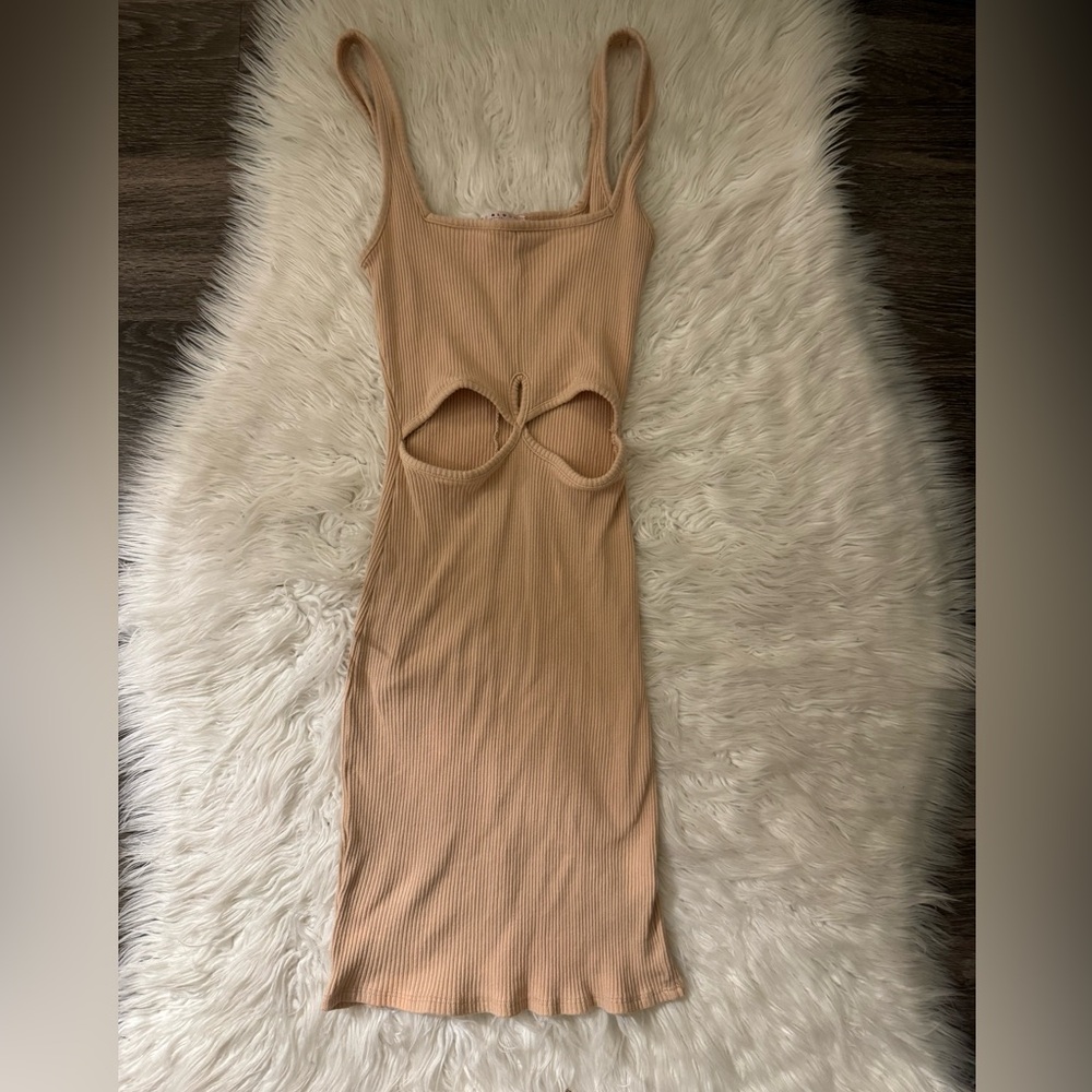 Blue blush Beige Ribbed Mini Dress Size Medium